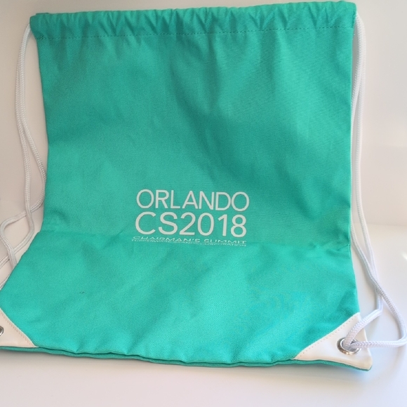 🔥exclusive🔥 Tupperware®️ Backpack - Picture 1 of 5